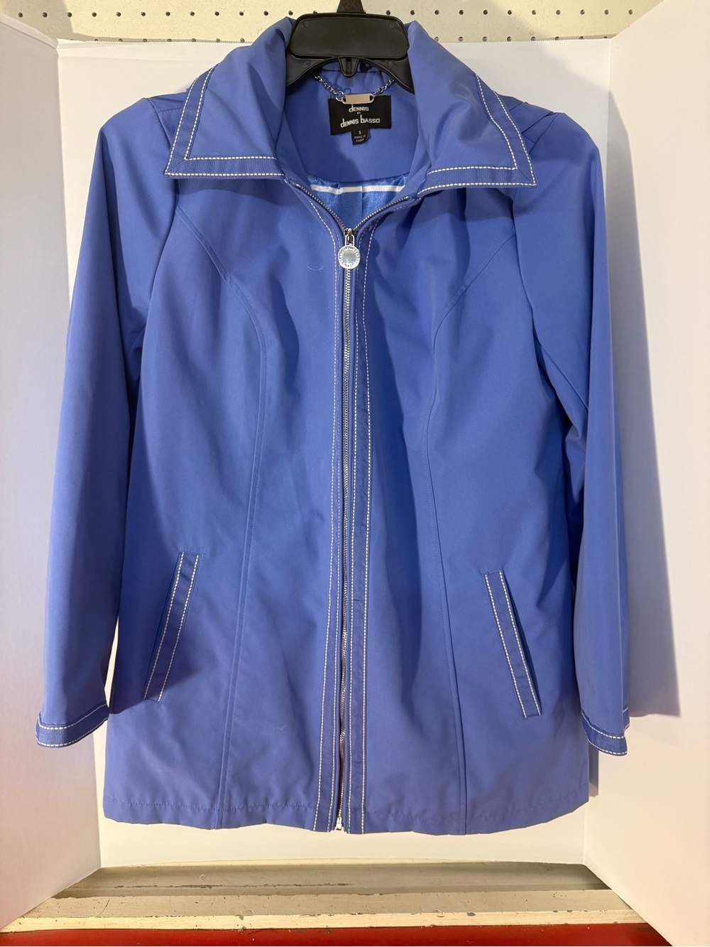 Women’s Rain Jacket Size S